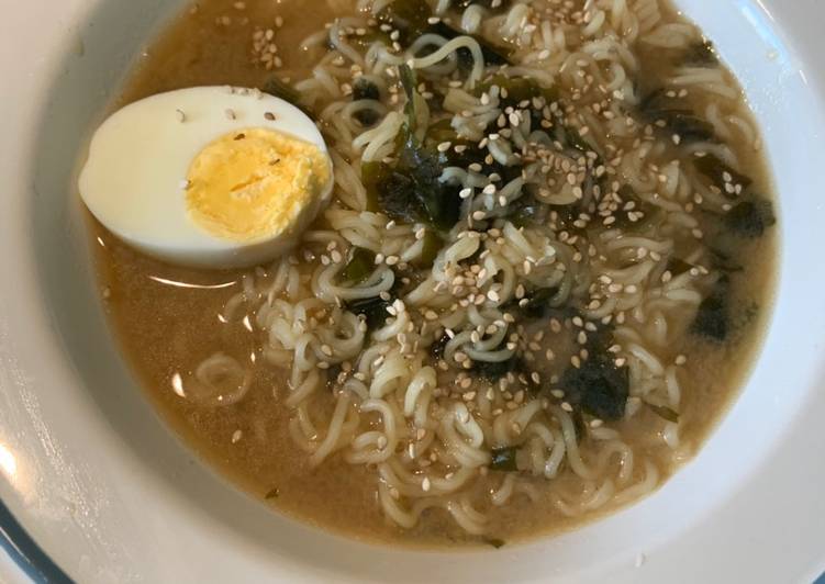 Sopa miso con ramén 🍜