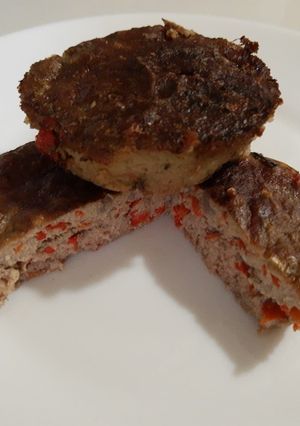 Una foto de Muffins de picadillo condimentado