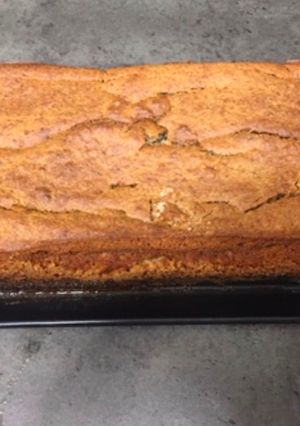 Una foto de Bizcocho sano de avena y plátano, sin azúcar
