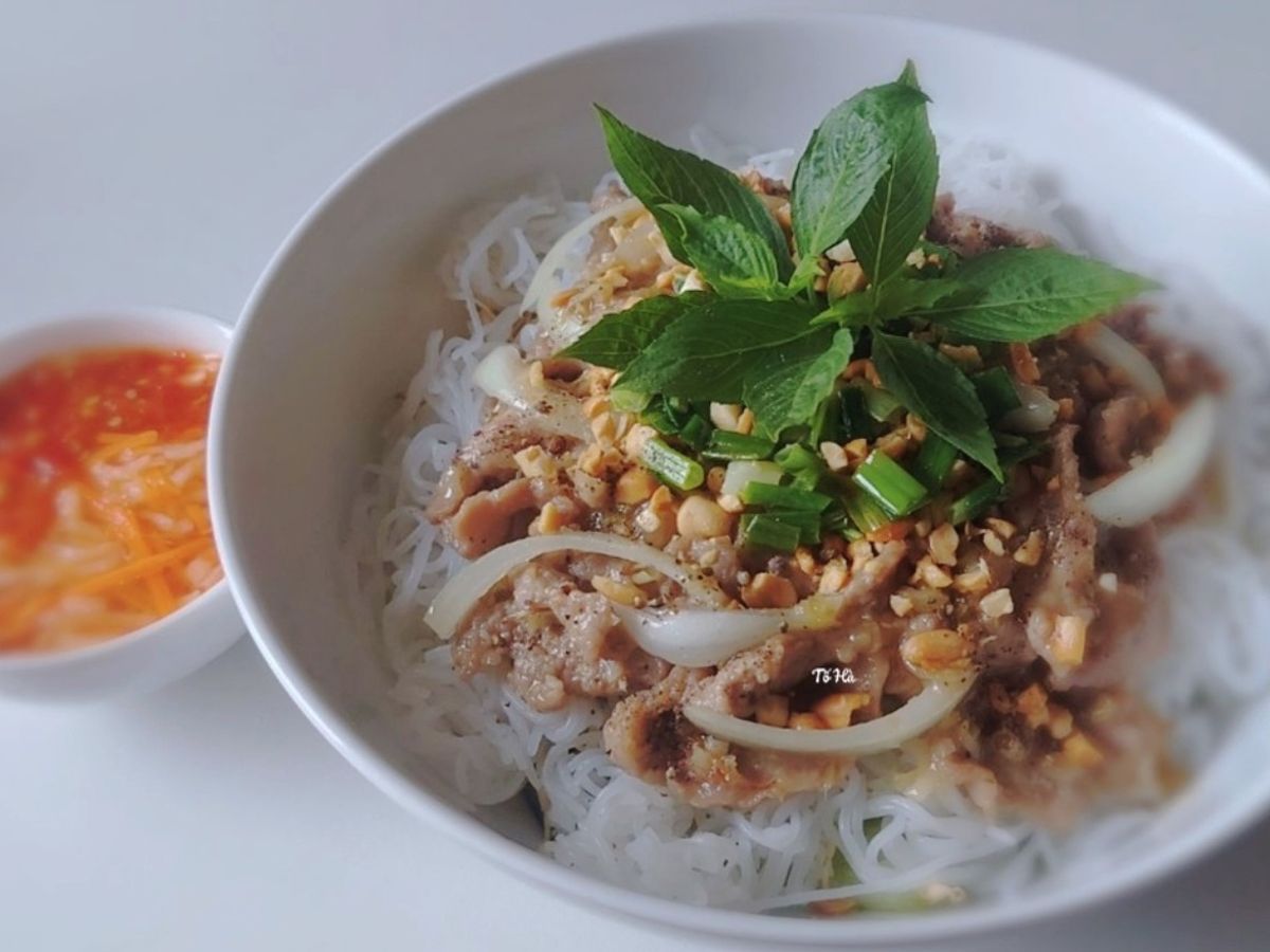 Bún BÒ xào Nam bộ