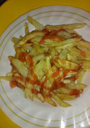 A picture of Home made chips.