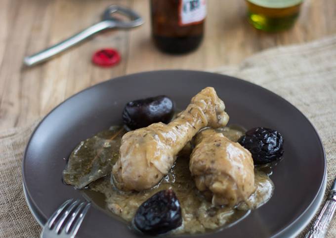 Muslitos de pollo con salsa de cerveza e higos confitados Receta de  bearecetasymas- Cookpad