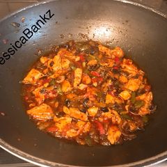 A picture of Sweet chilli&Garlic sauce.