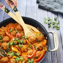 A picture of Turkey Meatballs in Thai Red Coconut Curry.