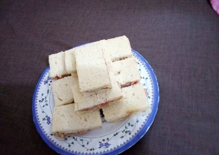 Recipe of Quick Tuna fish sandwich