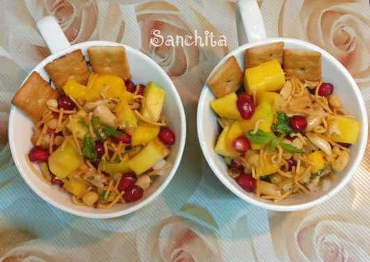 Easy Way to Cook Delicious Mango Salsa Biscuit Gatpat Chaat