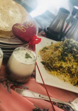 A picture of Mutton Pilaw Biryani.