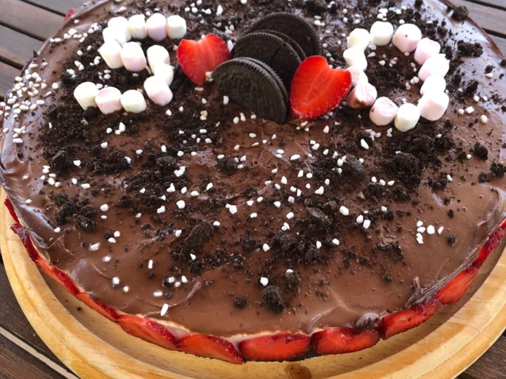 Easy Way Prepare No-Bake Chocolate and Strawberry Cheesecake the Delicious Perfect