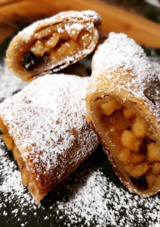Una foto de Apfelstrudel