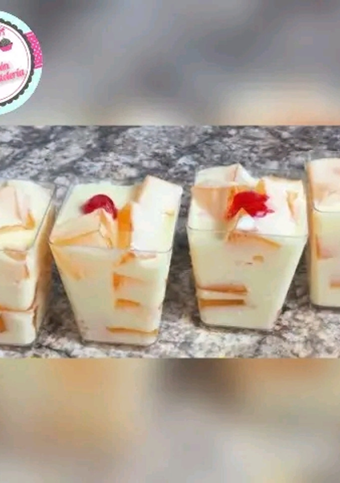 Una foto de Mini shots de piña colada🍍