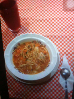 Una foto de Sopa de pasta con pollo
