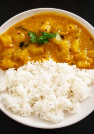 A picture of Cucumber Curry.