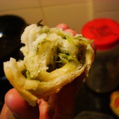 A picture of Garlic Pull Apart Bread Rolls.