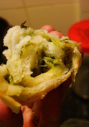 A picture of Garlic Pull Apart Bread Rolls.