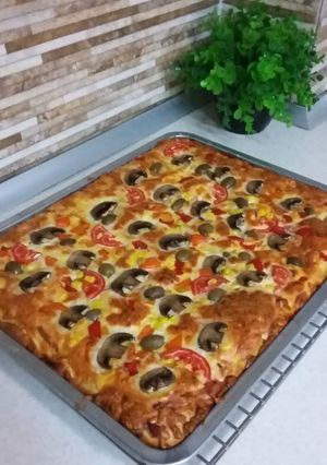 عکسی از دستور پیتزا با خمیر خونگی