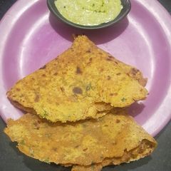 A picture of Yellow Pumpkin Paratha.