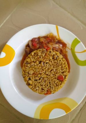 A picture of Rice & Beans Jollof.