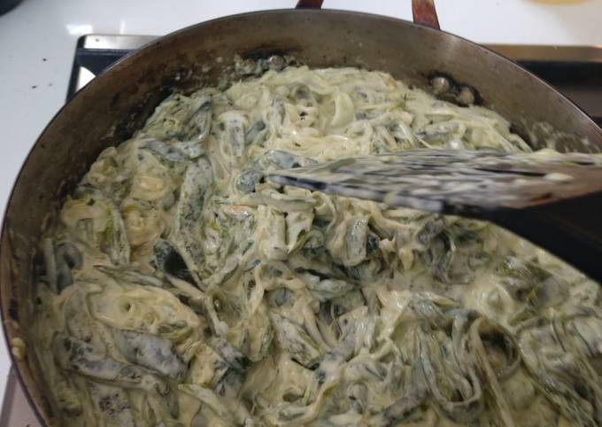 Rajas con crema y queso Receta de Bonnie Maldonado - Cookpad