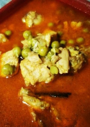 A picture of Matar Chicken 🍲.