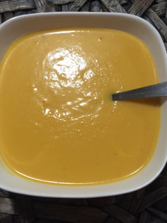 Una foto de Vichyssoise de calabaza y gorgonzola