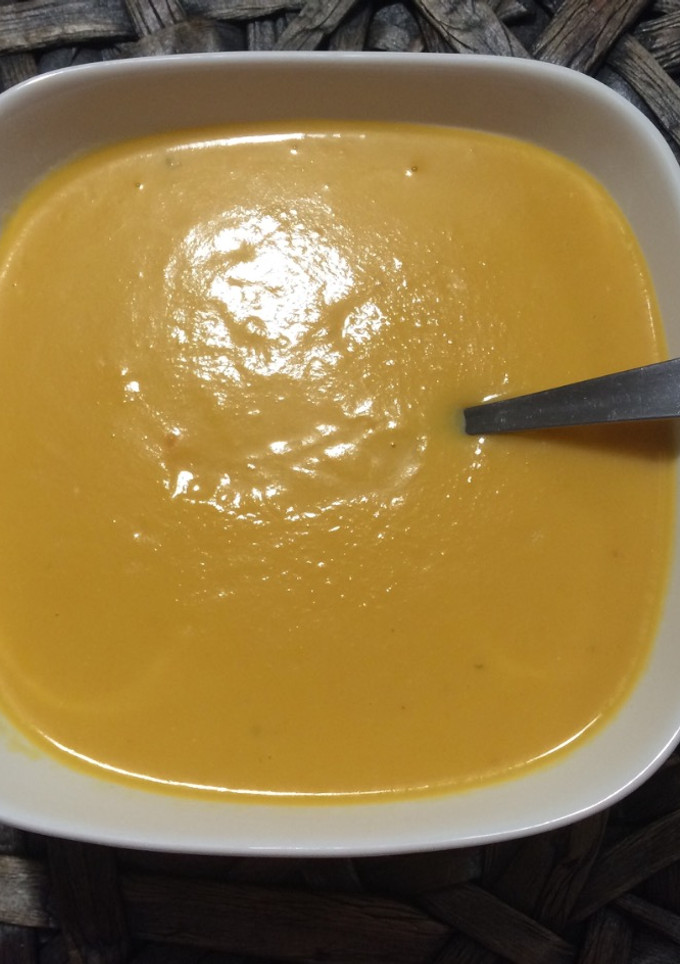 Una foto de Vichyssoise de calabaza y gorgonzola