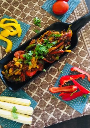 A picture of Vegetable jalfrezi.