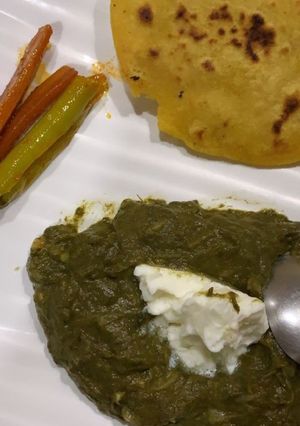 A picture of Saag.