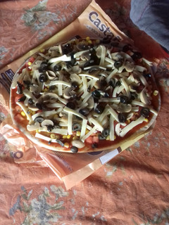 Una foto de Pizza vegetariana