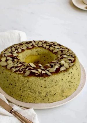 Foto de Bolo de Amêndoa e Limão com Sementes de Chia Sem Glúten e Lactose