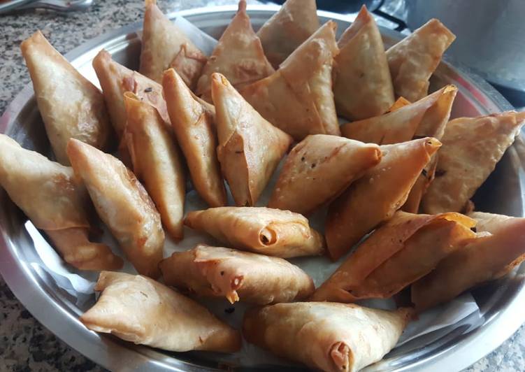 Easiest Way to Cook Yummy Chicken charcoal samosas