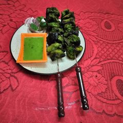 A picture of Chicken pahadi kabab.