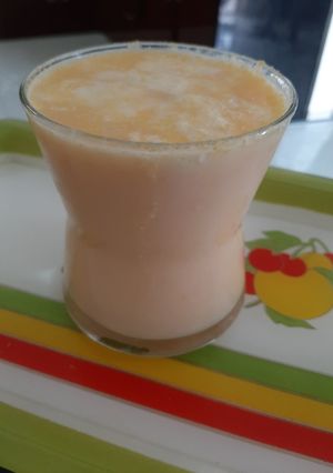 खरबूजा शेक (Kharbooja shake recipe in hindi) रेसिपी मुख्य फोटो