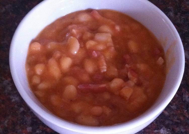 Alubias blancas con bacon