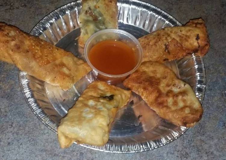 Recipe of Perfect Soul Rolls (soul food egg rolls)