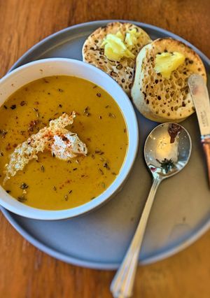 A picture of Carrot, lentil and cumin spicy soup.