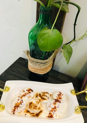A picture of Dahi Phulkiyan.