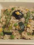Arroz con espárragos verdes, maíz y guisantes