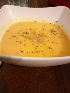 Una foto de 🍂Crema de calabaza aroma de "Albahaca"