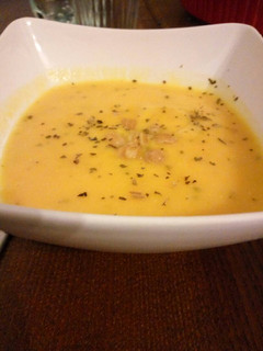 Una foto de 🍂Crema de calabaza aroma de "Albahaca"