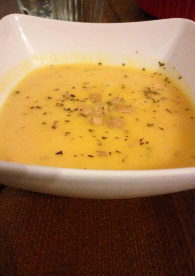 Una foto de 🍂Crema de calabaza aroma de "Albahaca"