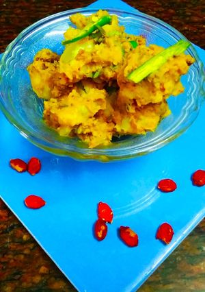 A picture of Masala Besan Arbi.