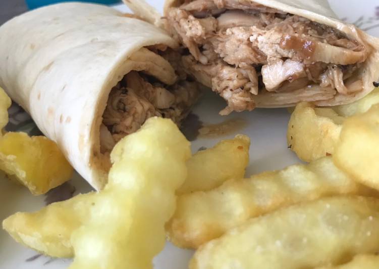 How to Make Quick Roasted Black Pepper Chicken Wrap