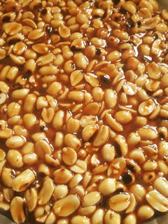 मूंगफली की चिक्की(Moongfali ki chikki recipe in Hindi) रेसिपी मुख्य फोटो