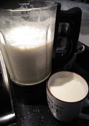A picture of Home made soya bean milk.