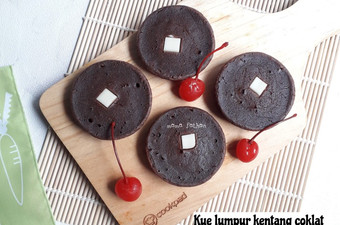 Langkah Mudah untuk Membuat Kue lumpur kentang coklat Istimewa
