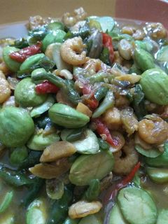 Foto resep Oseng Petai Udang Pedas