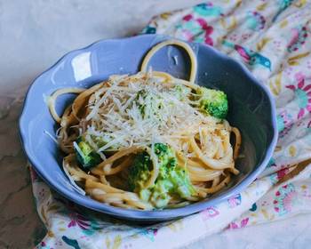 Easy Make Recipe Pasta in creamycheese sauce with broccoli  Delicious and Healthy