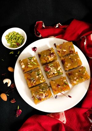 A picture of Nolen Gurer Karachi / Bombay Halwa (Halwa made of Date Palm Jaggery - Bong style).