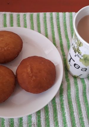 A picture of 1/2Donut+RosemaryTea #festivedishcontestkakamega#authormarathon#.