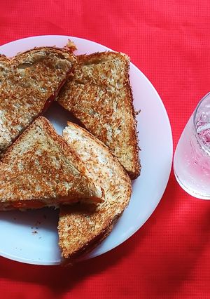 A picture of Cheese Tomato Toasted Sandwich.